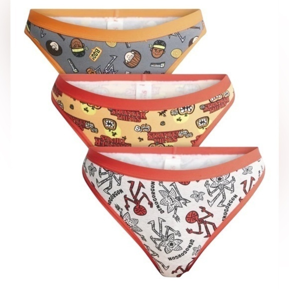 New Stranger Things Thong Underwear Panties Set Size XL 16/18 NWT